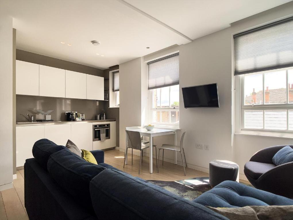 Wells Court By Aeria Apartments London Luaran gambar